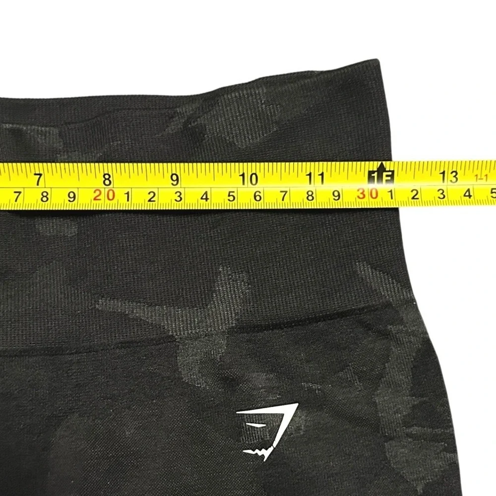 Gymshark Adapt‎ Camo Seamless Shorts Women's XS Black Grey High Rise Athleisure